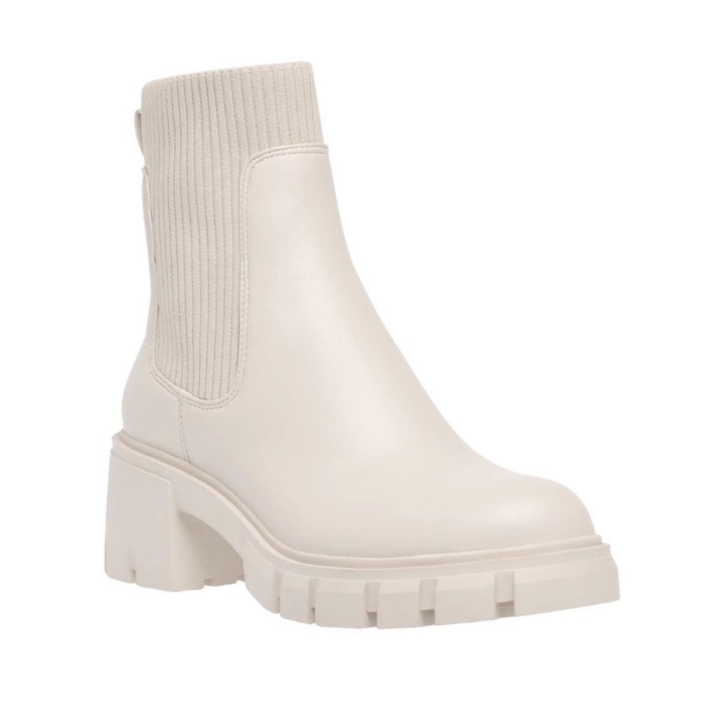 Steve Madden Hayle Platform Chelsea Boot size 9